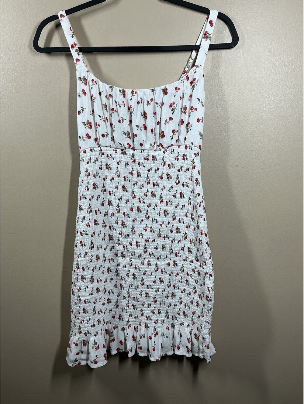 Abercrombie Mini Sundress a delicate red cherry/floral print Smocked Medium - Picture 5 of 8